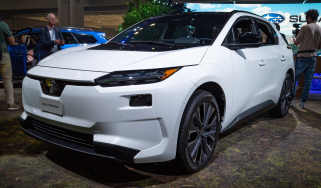 Subaru Solterra New York - front